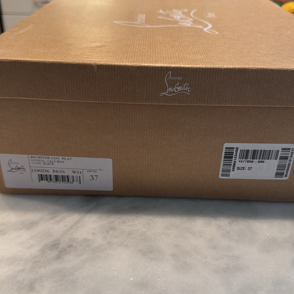 Christian Louboutin en hiver lug sole bootie size 37 (7) - Picture 10 of 10